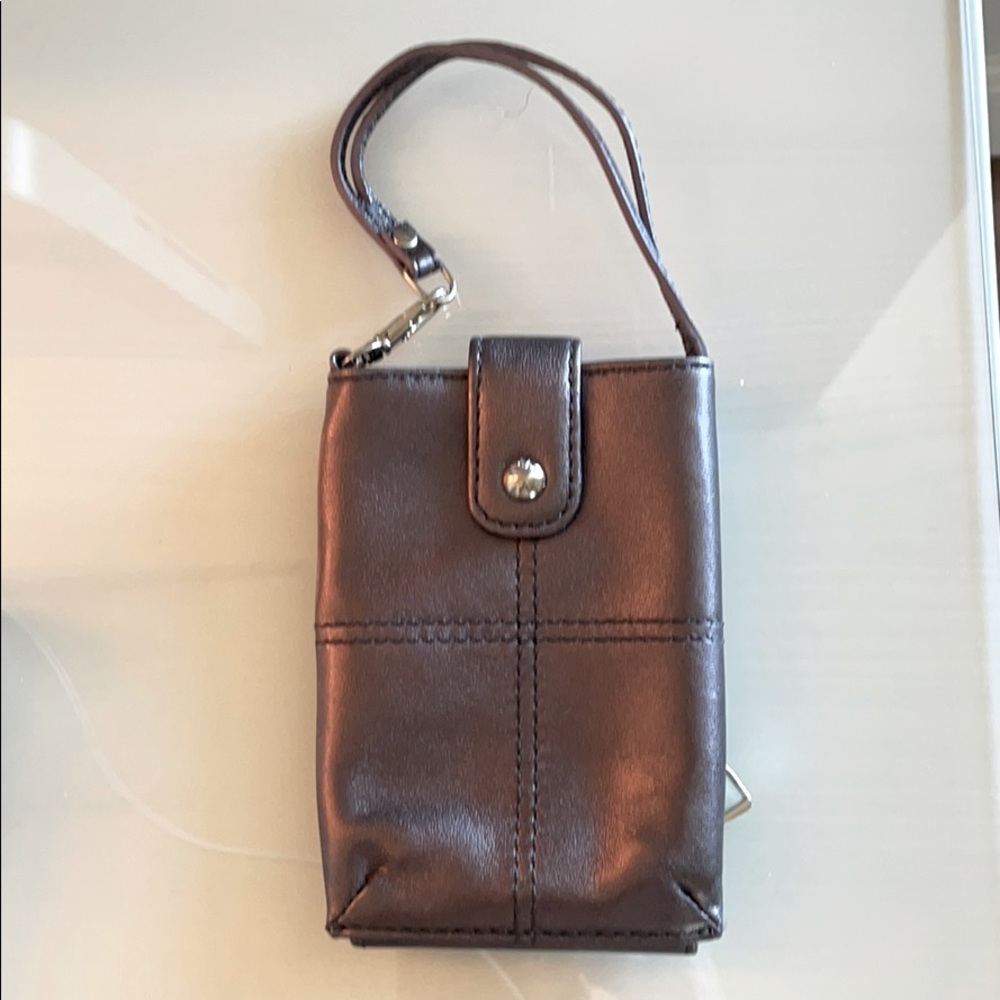 Hobo metallic grey wristlet